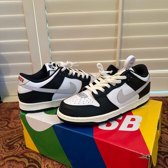 NIB w tags 2022 HUF x Dunk Low SB 'San Francisco' / men’s size 9 - Picture 15 of 17